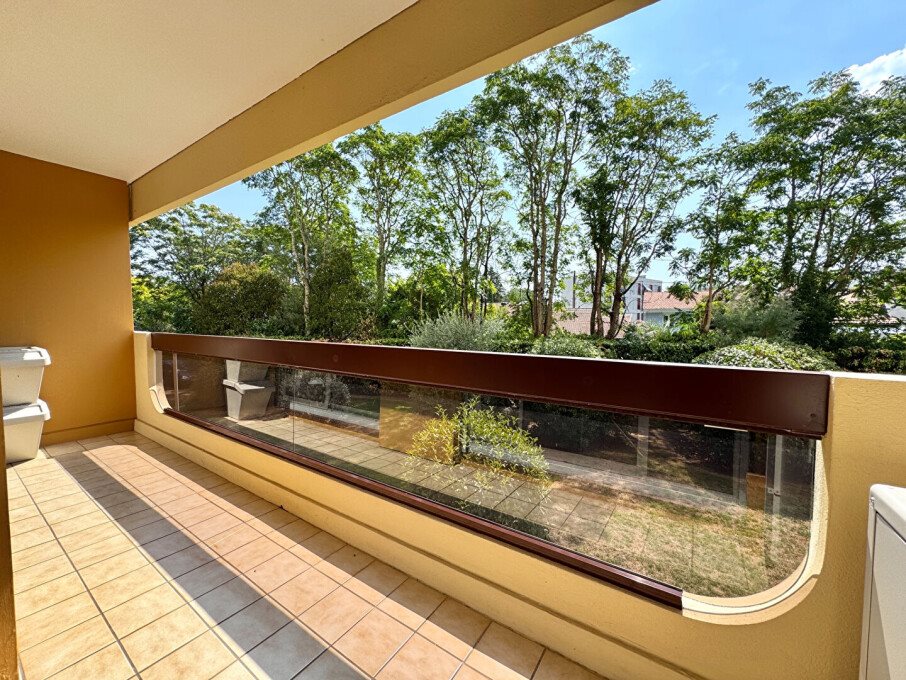 Appartement à louer, 68m², Talence