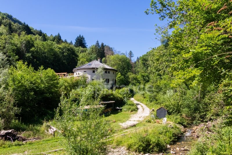 Maison à vendre, 267m², Saint-Cassin