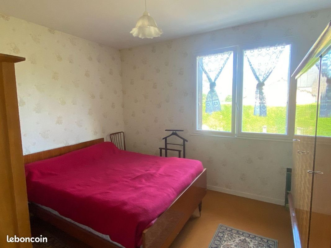 Maison à vendre, 85m², Saint-Georges-de-Reintembault