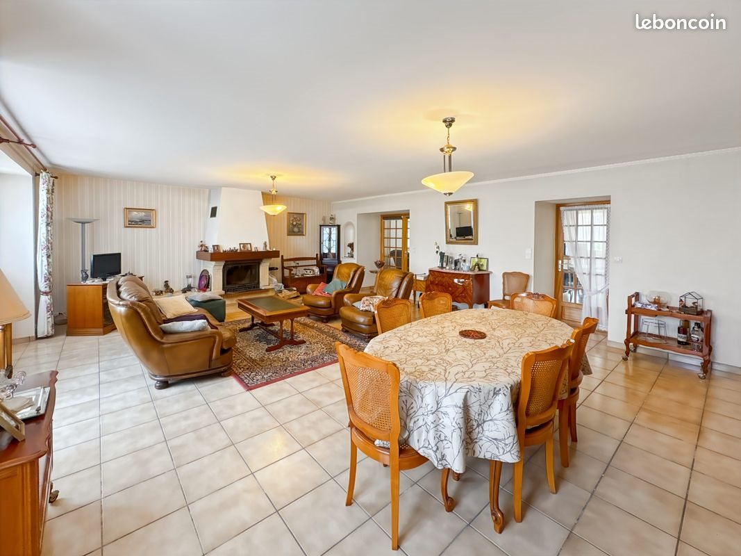 Maison à vendre, 228m², Saint-Nicolas-du-Tertre