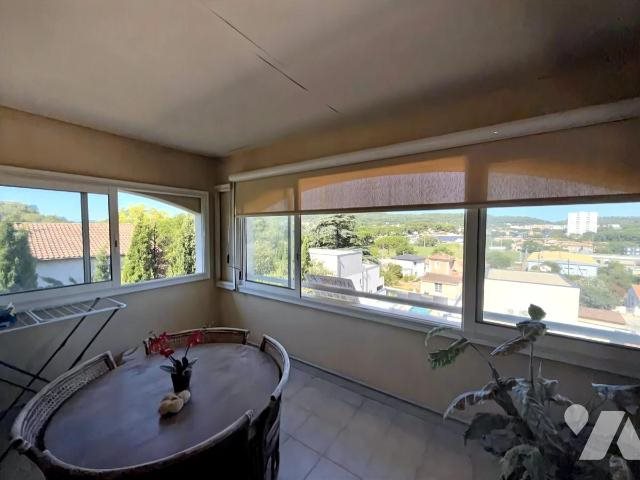 Appartement à vendre, 90m², Bagnols-sur-Cèze