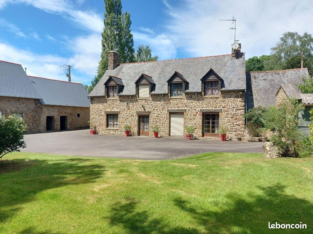 Maison à vendre, 105m², Bazouges-la-Pérouse