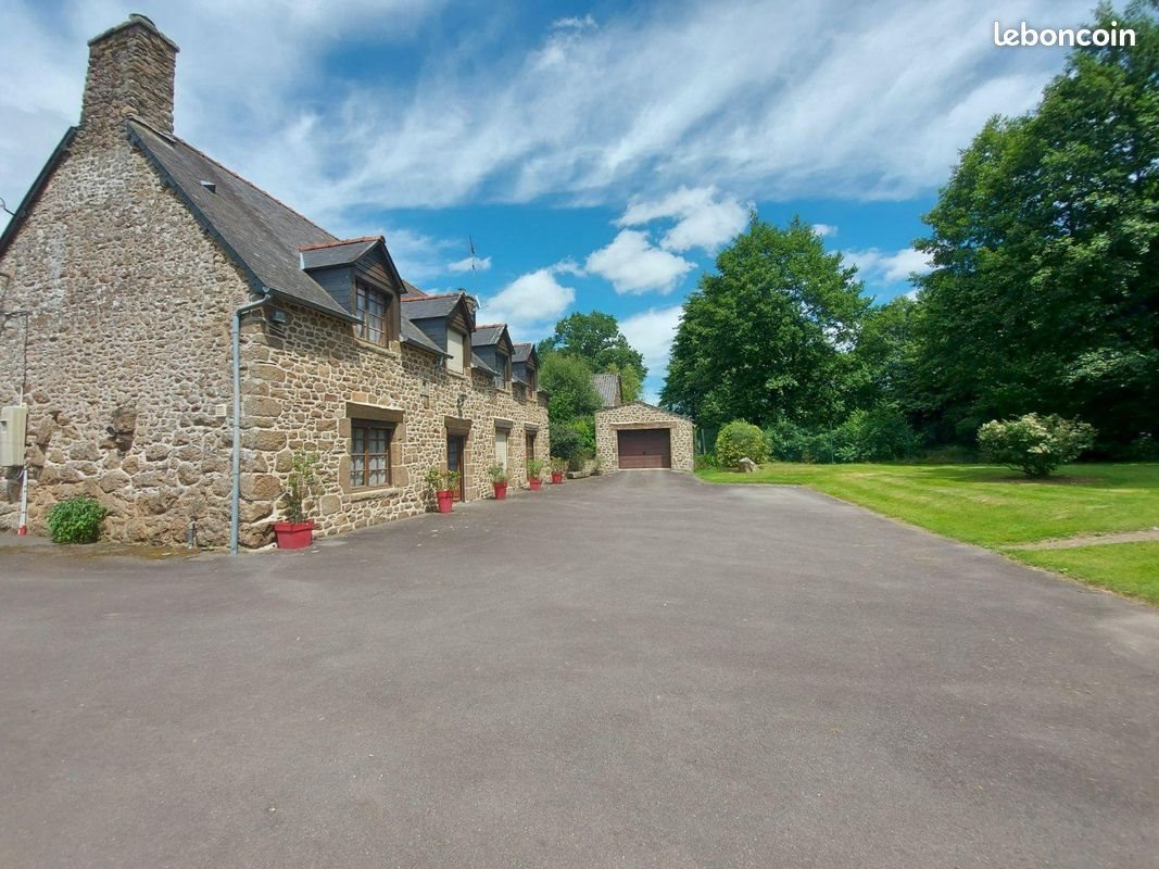 Maison à vendre, 105m², Bazouges-la-Pérouse