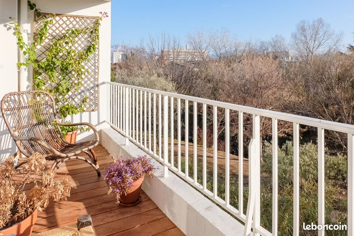 Appartement à louer, 67m², Marseille 8ème