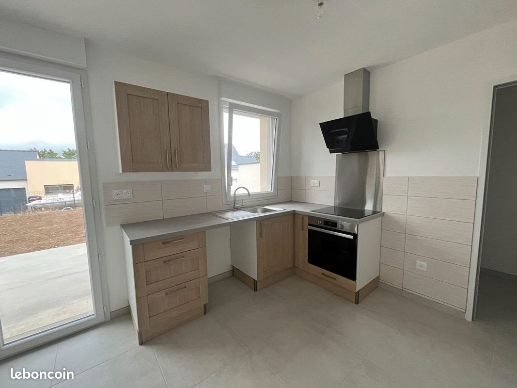 Maison à louer, 84m², Baguer-Pican