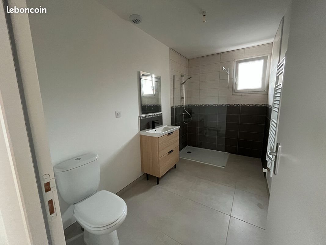 Maison à louer, 84m², Baguer-Pican