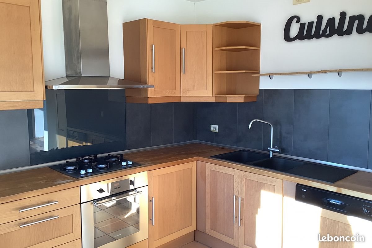 Appartement à louer, 76m², Martigues