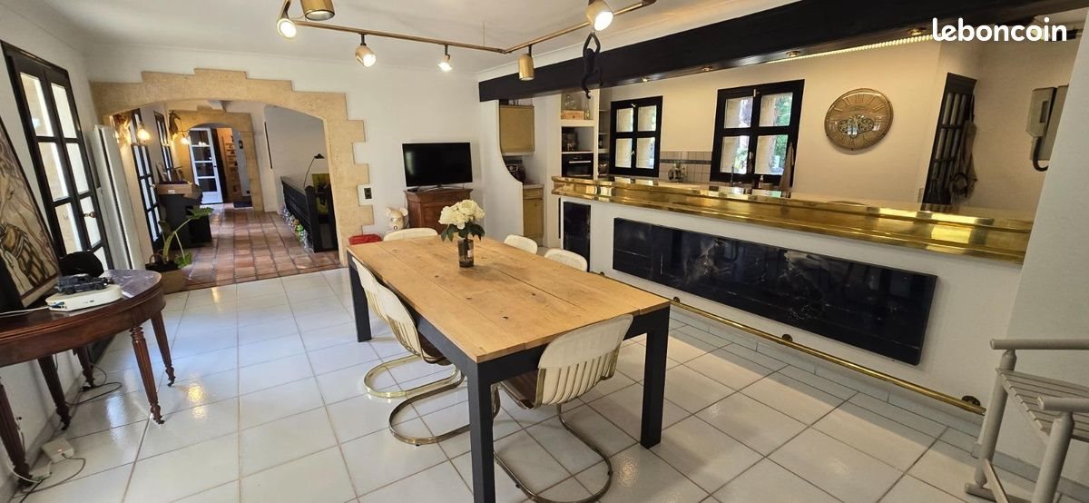 Maison à vendre, 381m², Aix-en-Provence