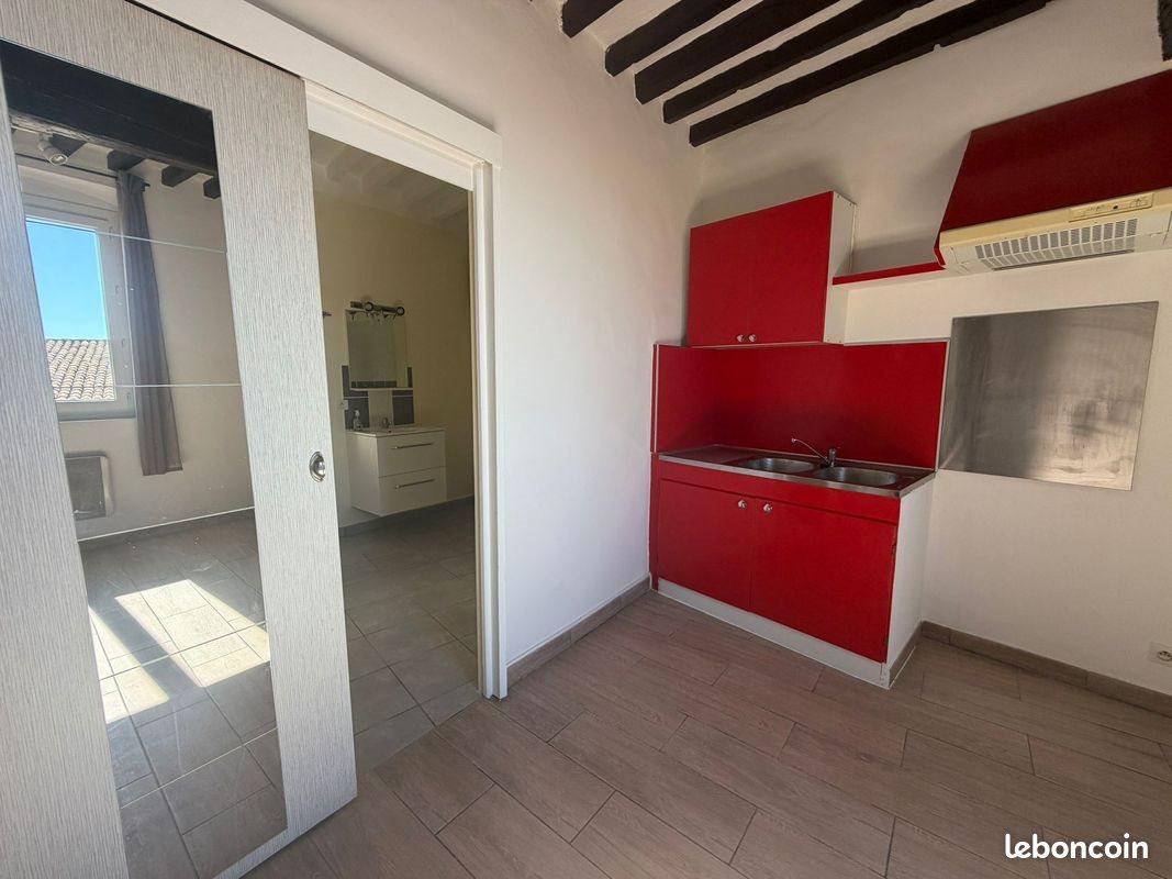 Appartement à louer, 23m², Lambesc