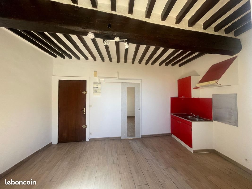 Appartement à louer, 23m², Lambesc
