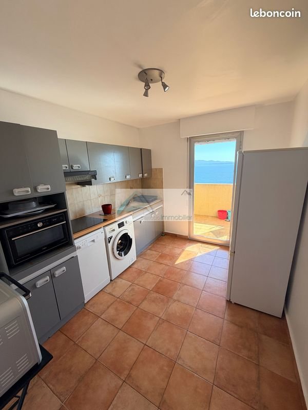 Appartement à louer, 54m², Ajaccio