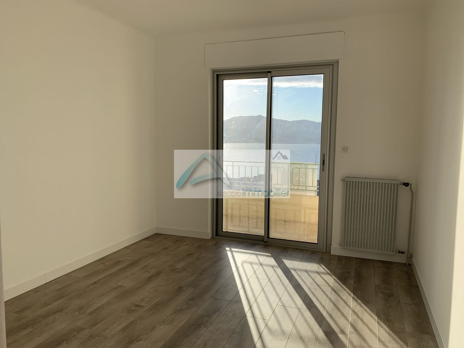Appartement à louer, 70m², Ajaccio