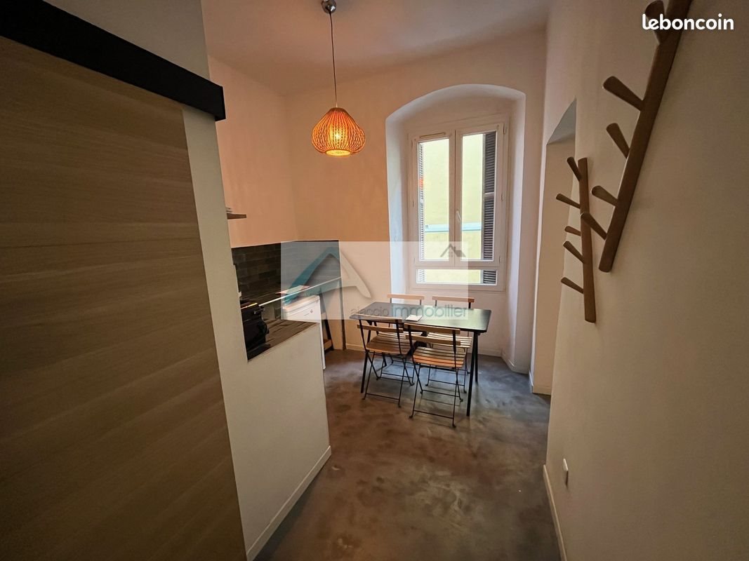 Appartement à louer, 34m², Ajaccio