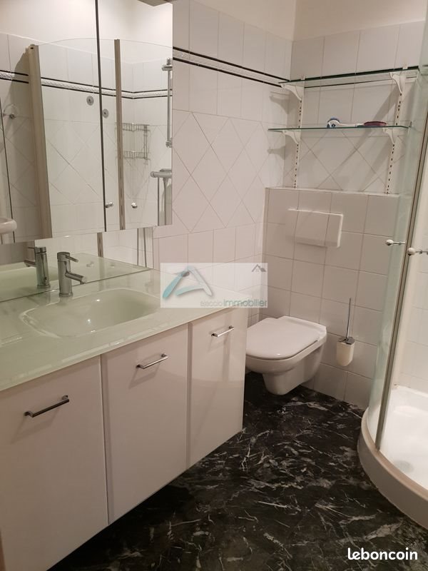 Appartement à louer, 96m², Ajaccio