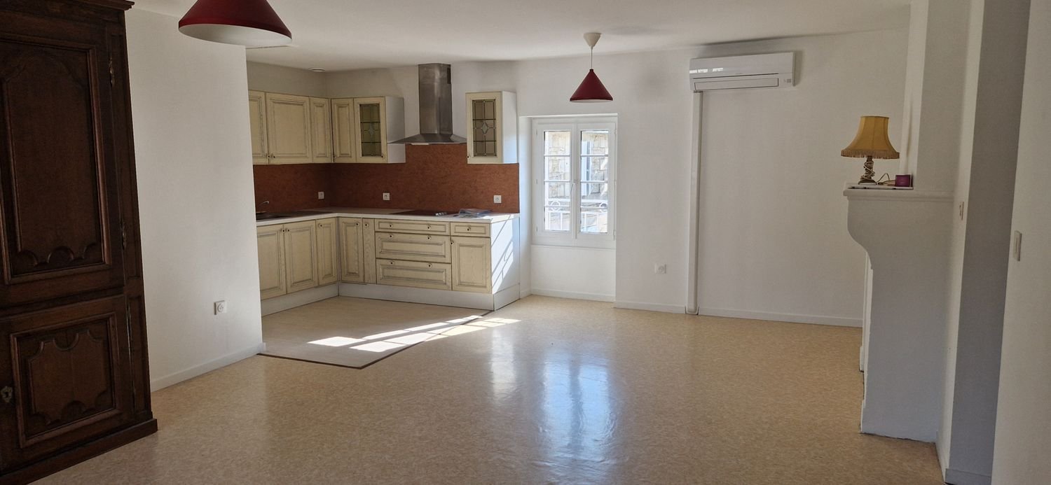 Appartement à louer, 75m², Pauillac