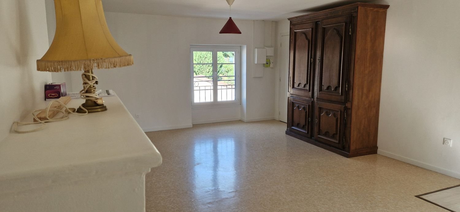 Appartement à louer, 75m², Pauillac
