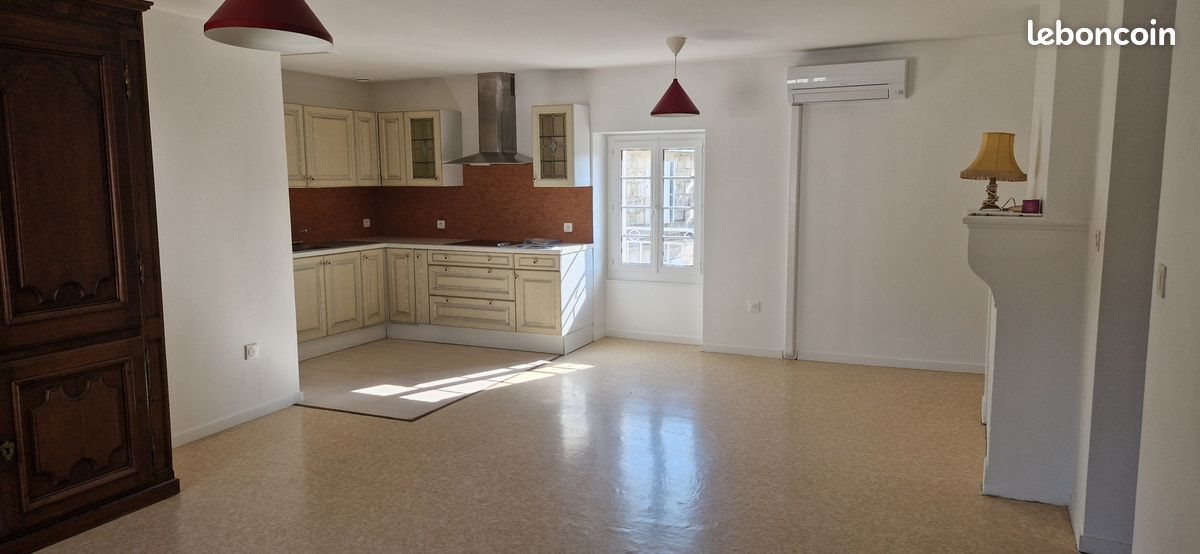 Appartement à louer, 75m², Pauillac