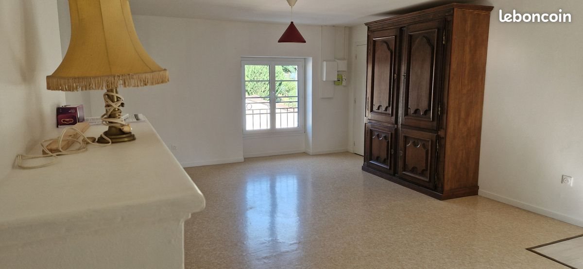 Appartement à louer, 75m², Pauillac