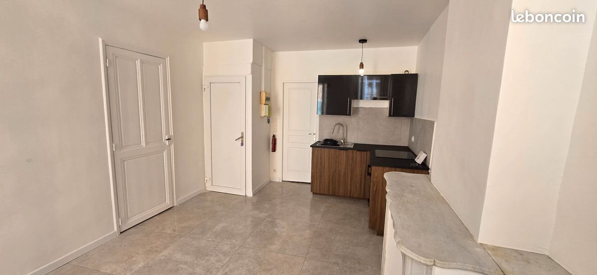 Appartement à louer, 31m², Toulon