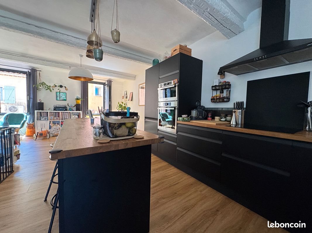 Maison à vendre, 136m², Solliès-Toucas
