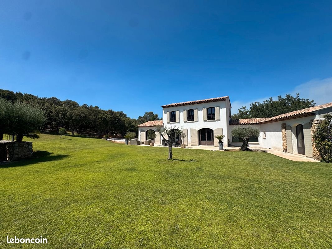 Maison à vendre, 238m², Besse-sur-Issole