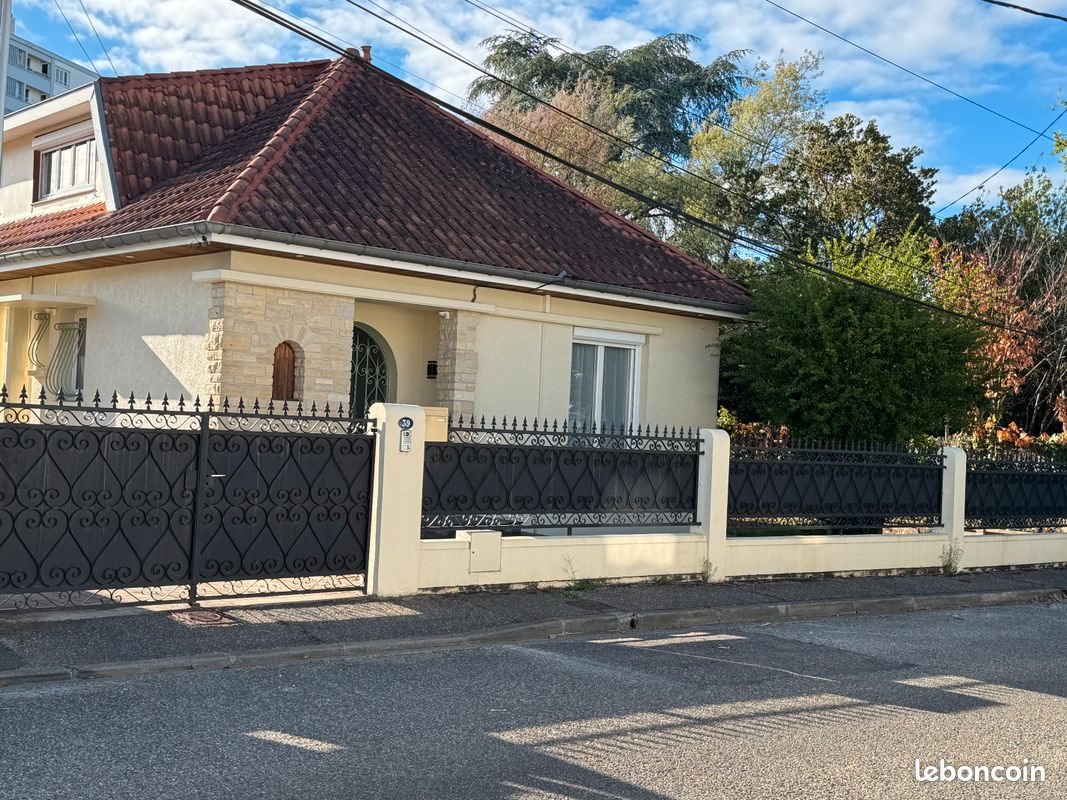 Maison à louer, 180m², Mérignac