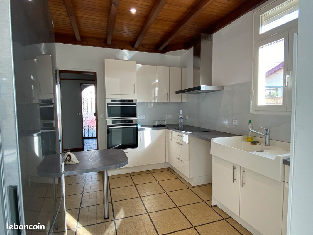 Maison à louer, 180m², Mérignac