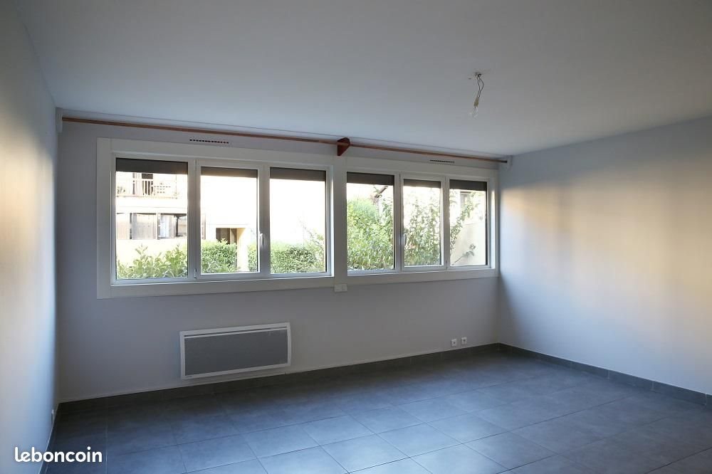 Appartement à louer, 80m², Millau