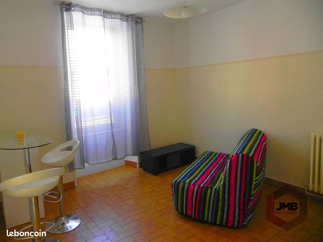 Appartement à vendre, 30m², Millau