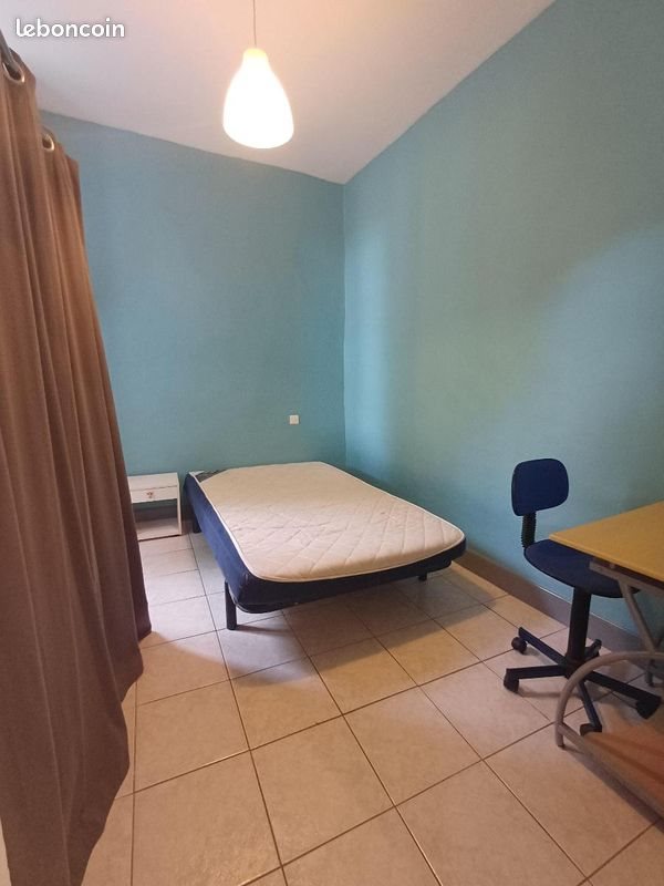 Appartement à louer, 28m², Millau