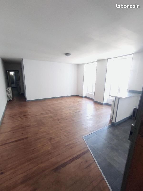 Appartement à louer, 85m², Millau