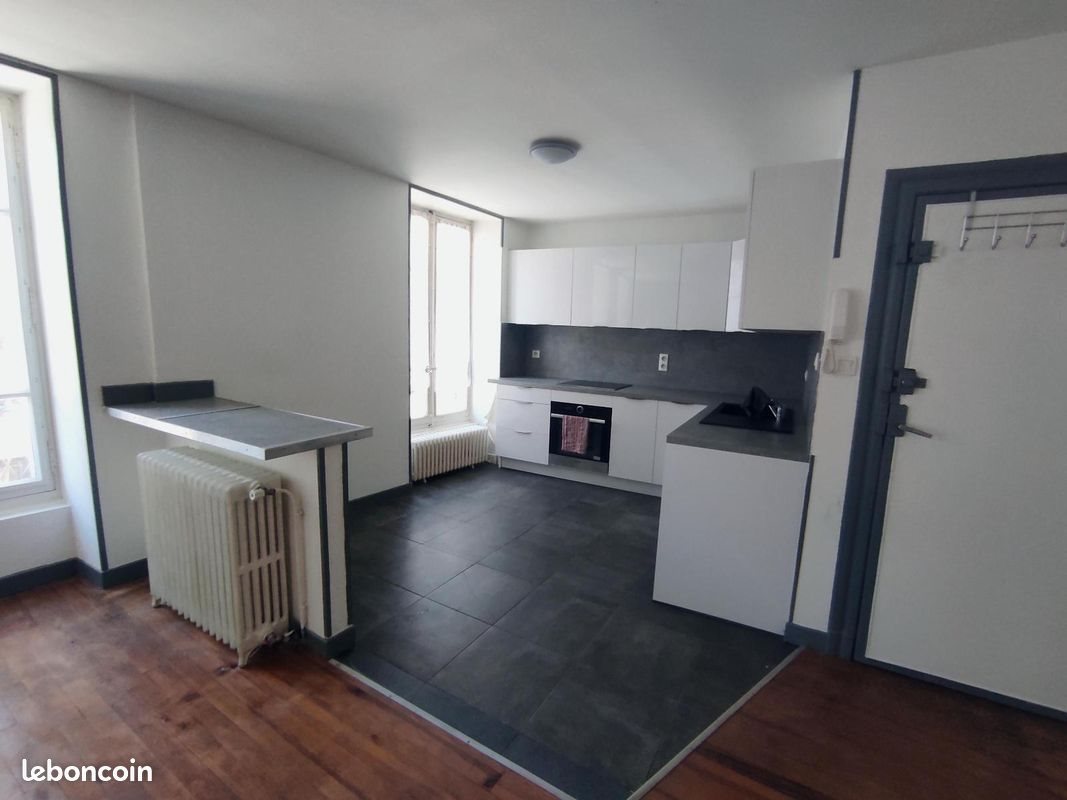 Appartement à louer, 85m², Millau