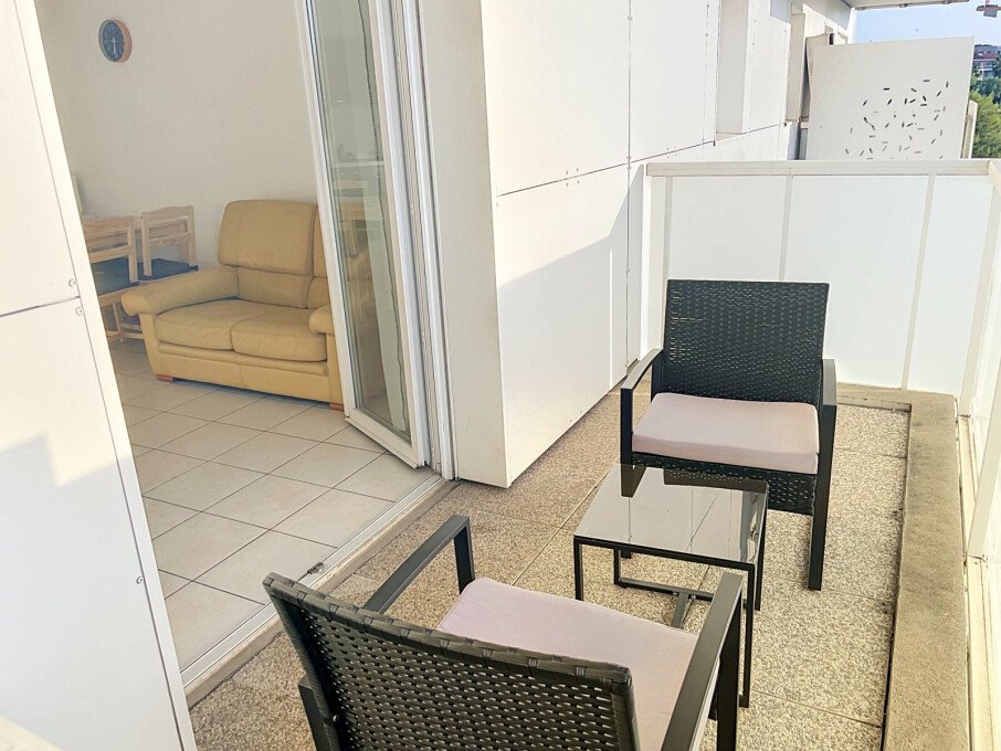 Appartement à louer, 40m², Antibes