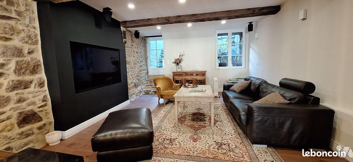 Maison à vendre, 222m², Saint-Aubin-du-Cormier