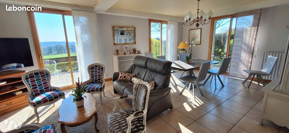 Maison à vendre, 239m², Gosné