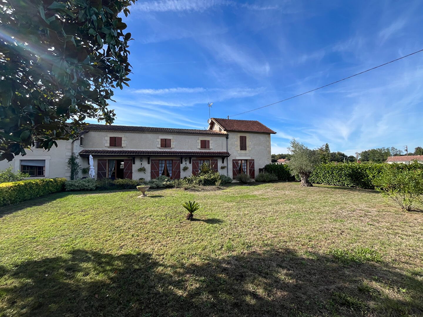 Maison à vendre, 242m², Saint-Pierre-d'Eyraud