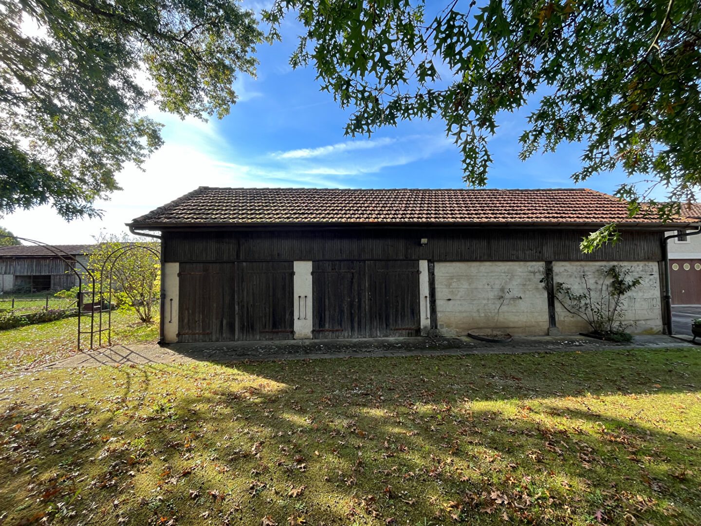 Maison à vendre, 242m², Saint-Pierre-d'Eyraud
