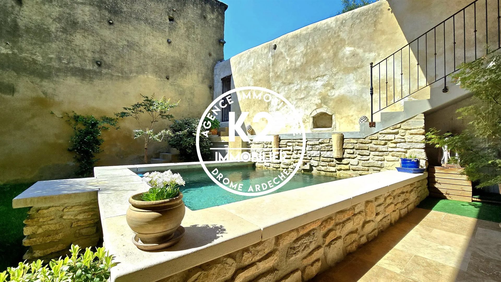 Maison à vendre, 238m², Saint-Marcel-d'Ardèche