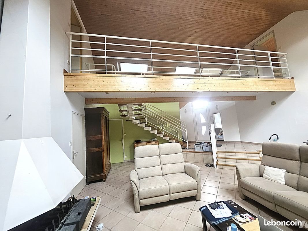 Maison à vendre, 191m², Orgères