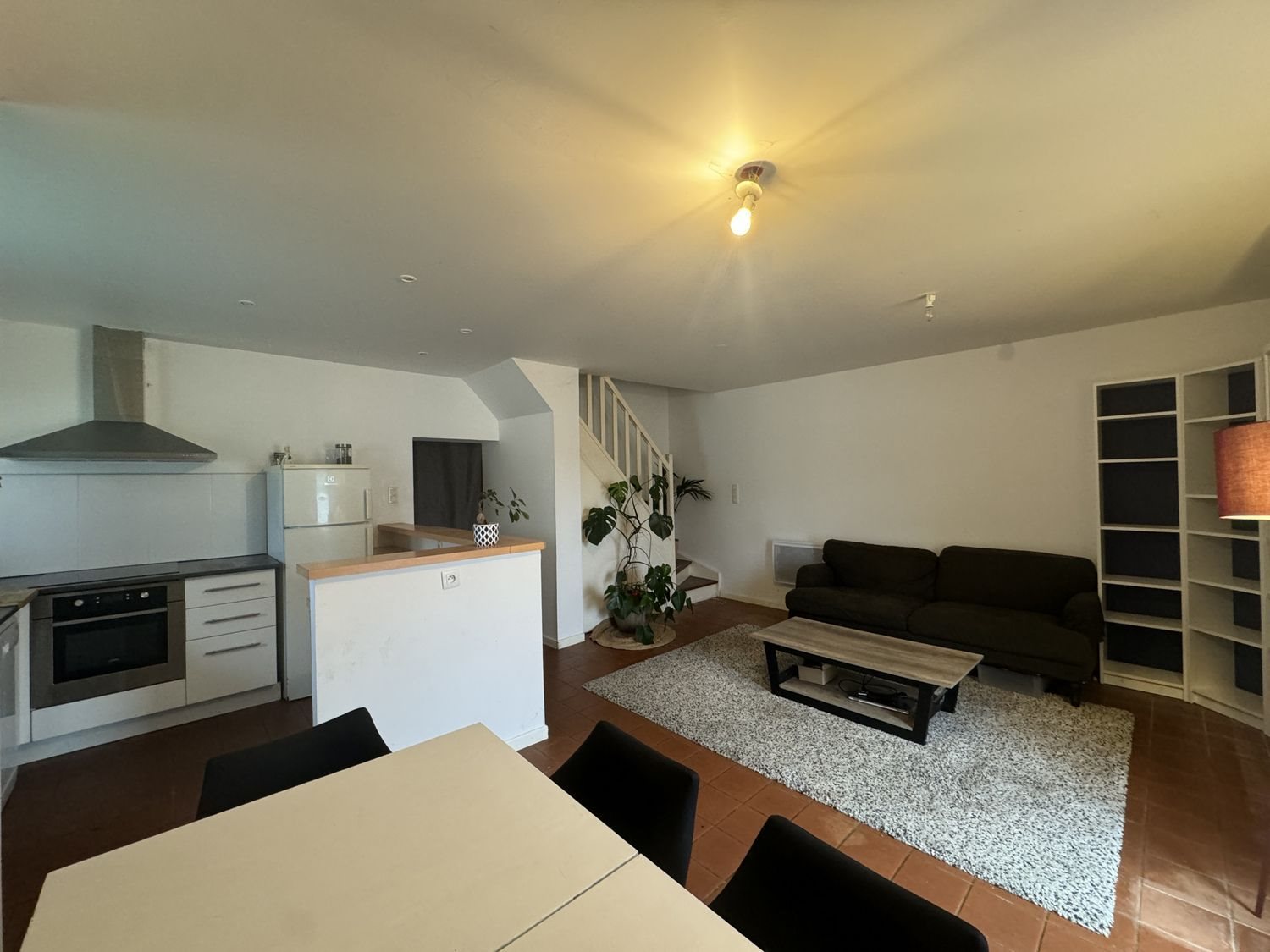 Maison à louer, 70m², Pechbonnieu