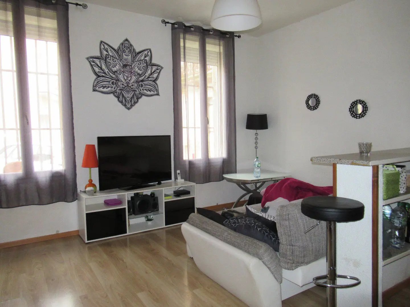Appartement à louer, 52m², Autignac