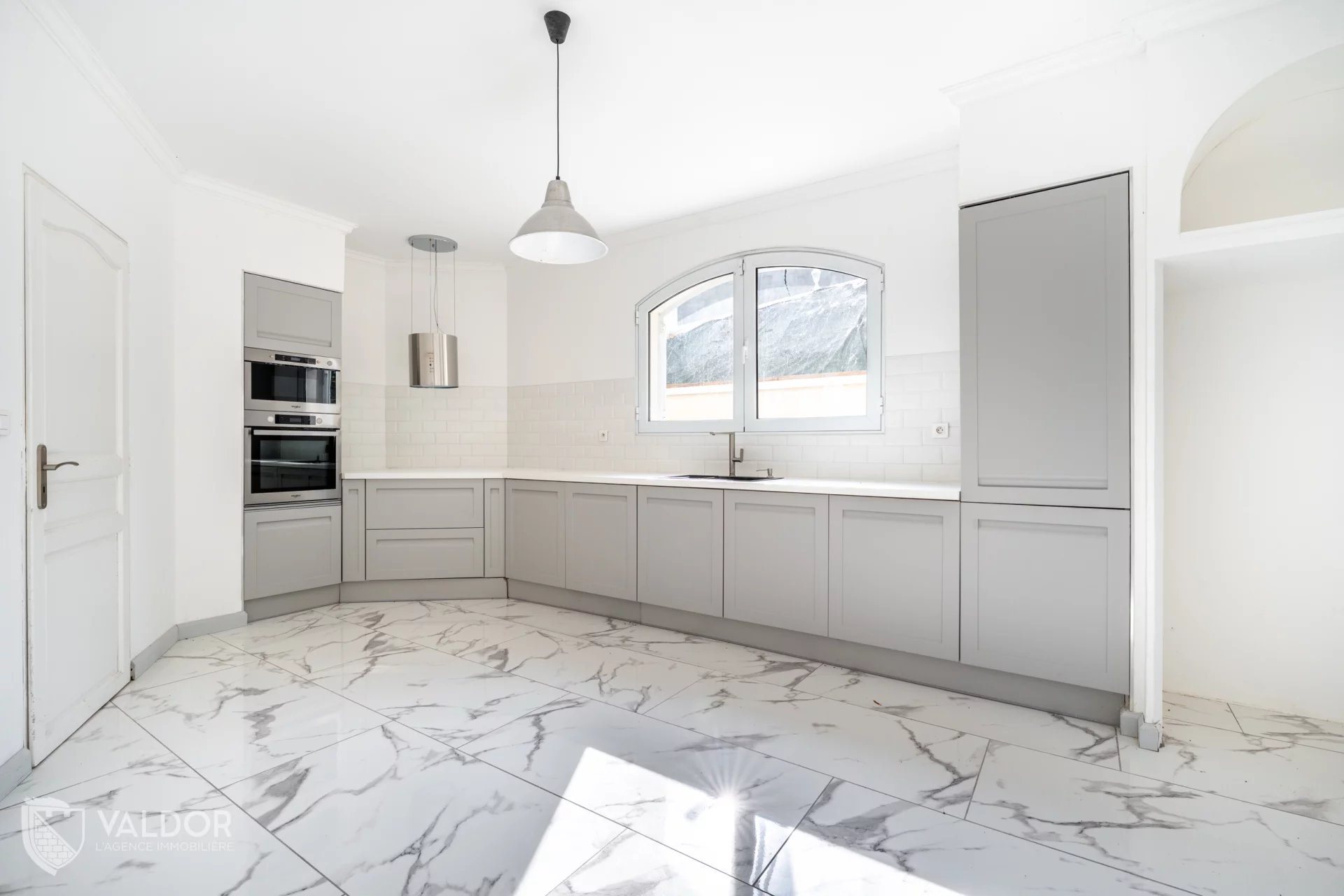Maison à vendre, 245m², Rochetaillée-sur-Saône