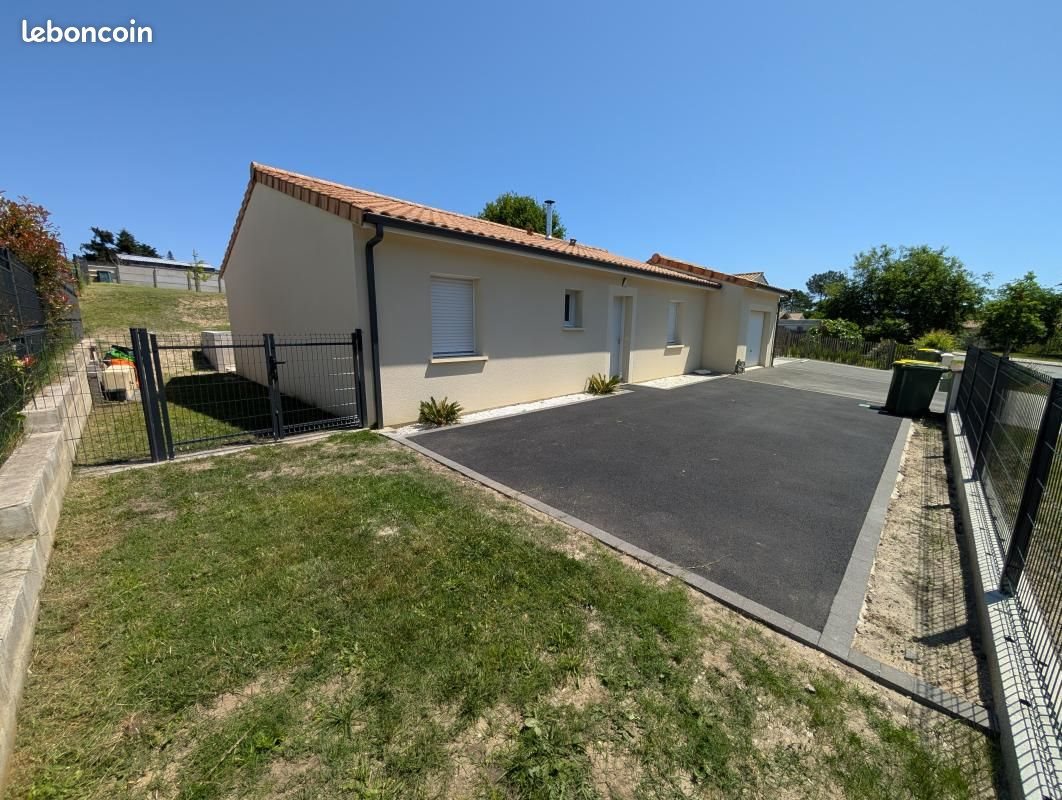Maison à louer, 93m², Salles