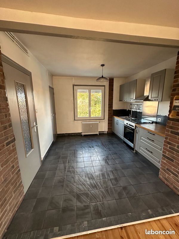 Appartement à louer, 60m², Rochefort