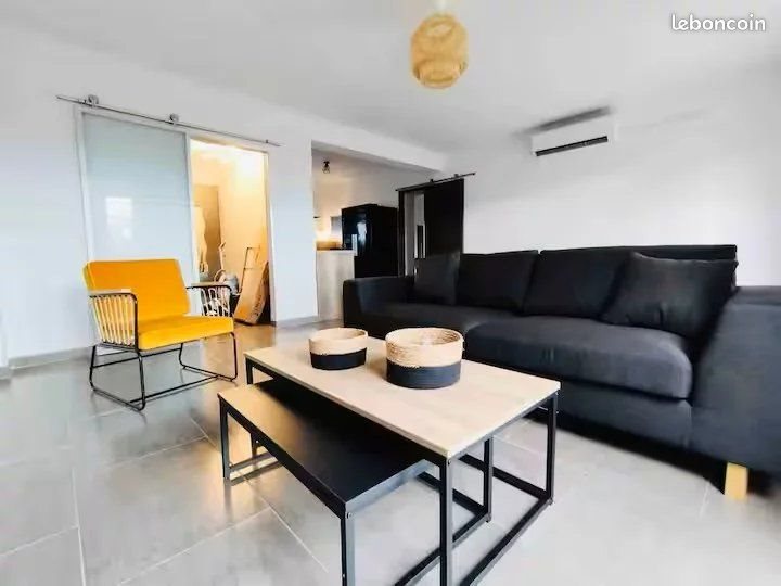 Maison à louer, 89m², Nîmes