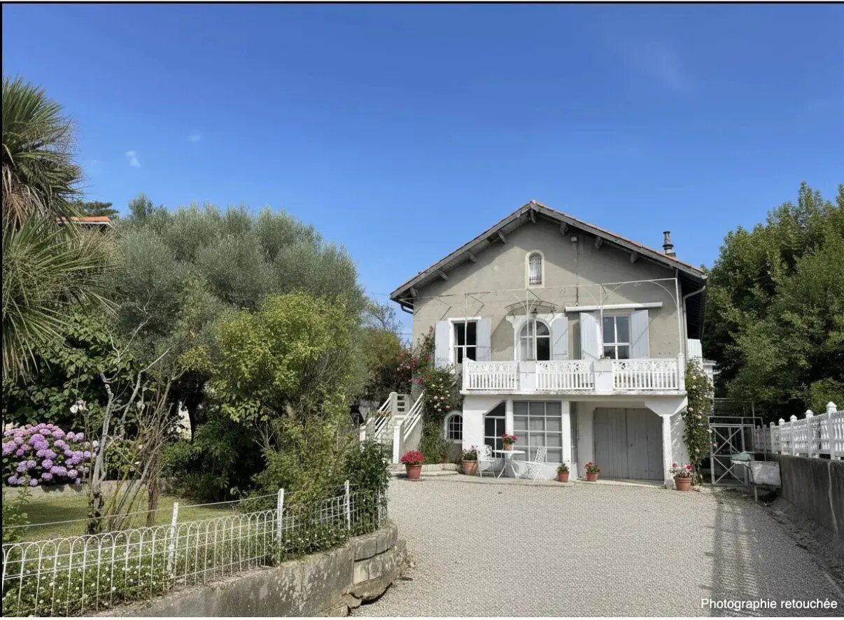 Maison à vendre, 221m², Saint-Geniès-de-Malgoirès