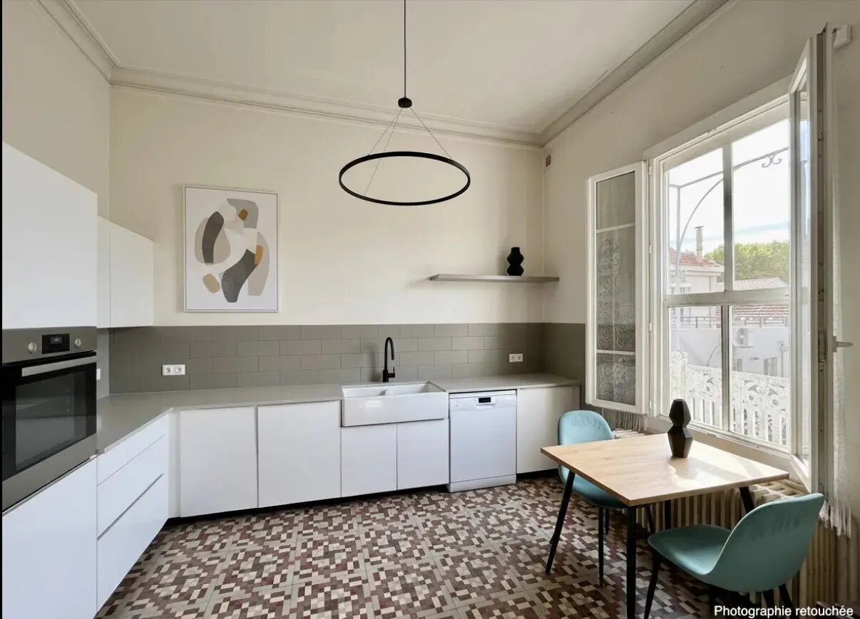 Maison à vendre, 221m², Saint-Geniès-de-Malgoirès