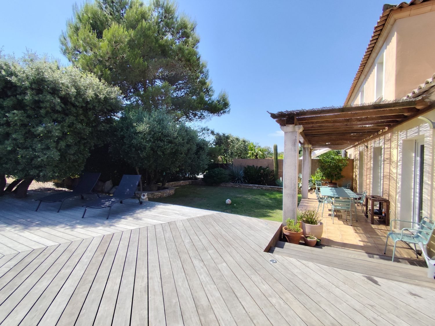 Maison à louer, 98m², Nîmes