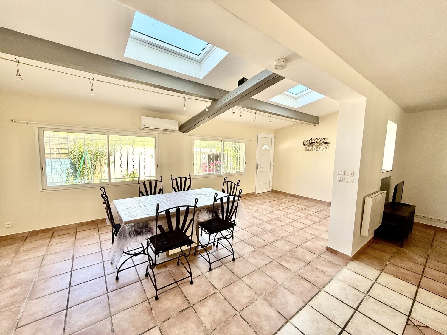 Maison à louer, 101m², Nîmes