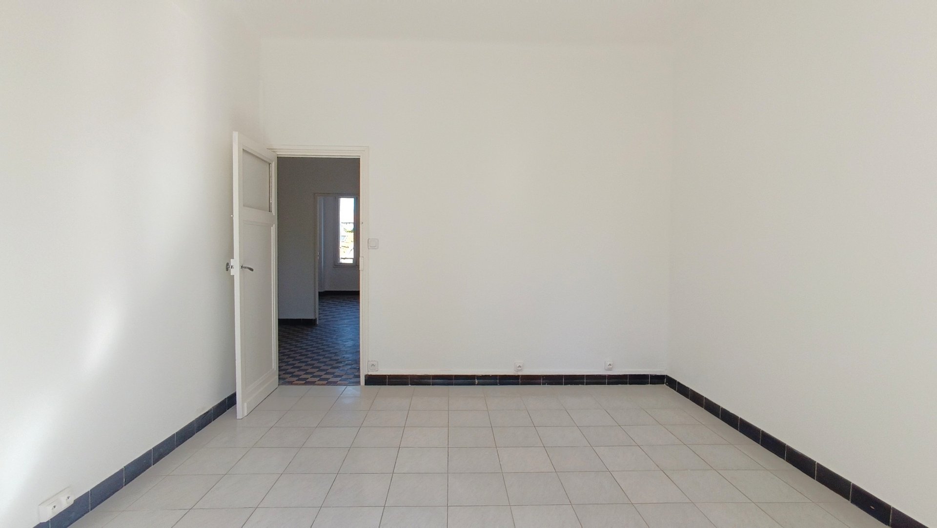Appartement à louer, 60m², Marseille 4ème